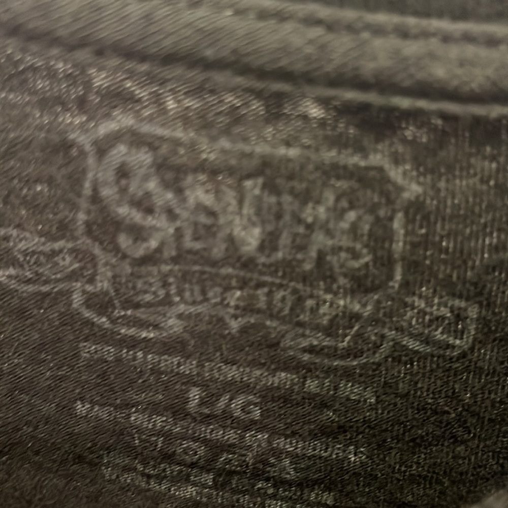 Spencer’s gifts Tee shirt - Picture 2 of 3